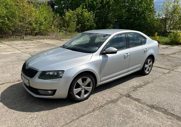 skoda Skoda Octavia cena 40000 przebieg: 247000, rok produkcji 2015 z Katowice